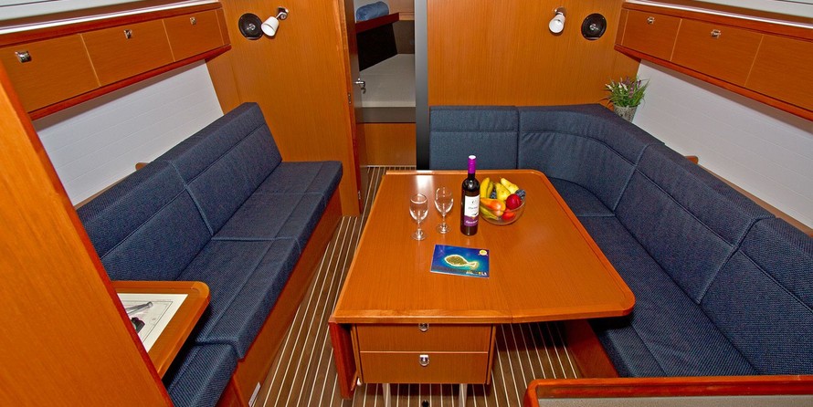 Bavaria 37 Cruiser