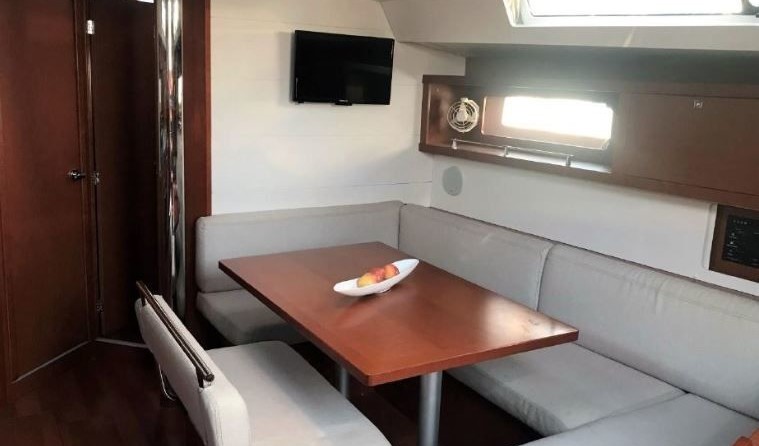 Beneteau Oceanis 45
