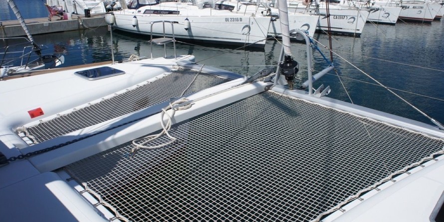 Lagoon 400