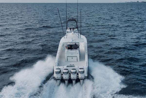 SeaVee Center Console 390Z