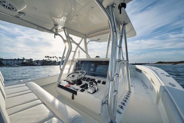 SeaVee Center Console 390Z