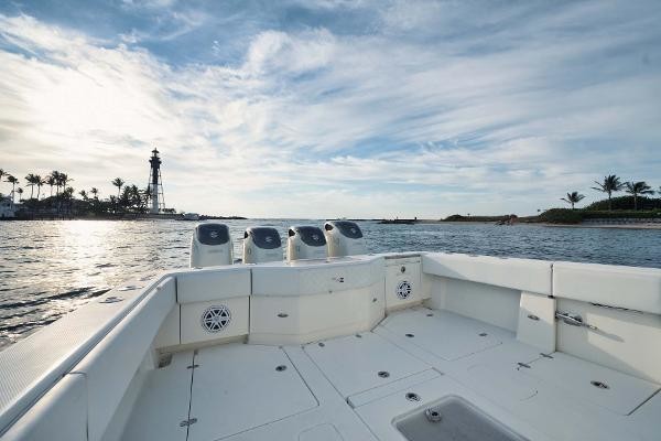 SeaVee Center Console 390Z