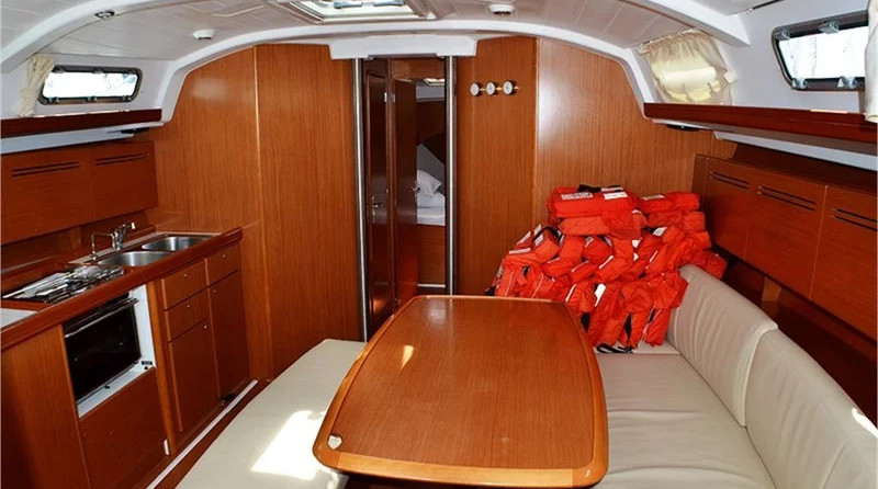 Beneteau Cyclades 43.4