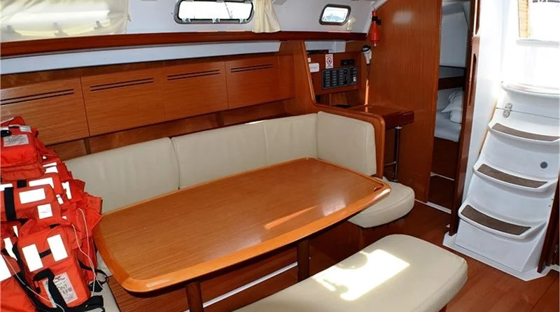 Beneteau Cyclades 43.4