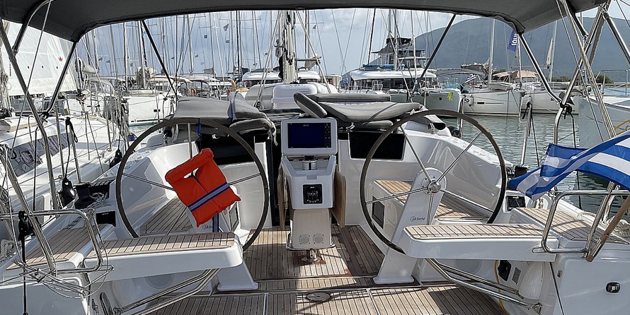 Hanse 388