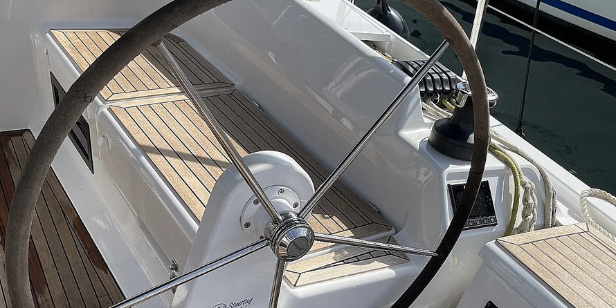 Hanse 388