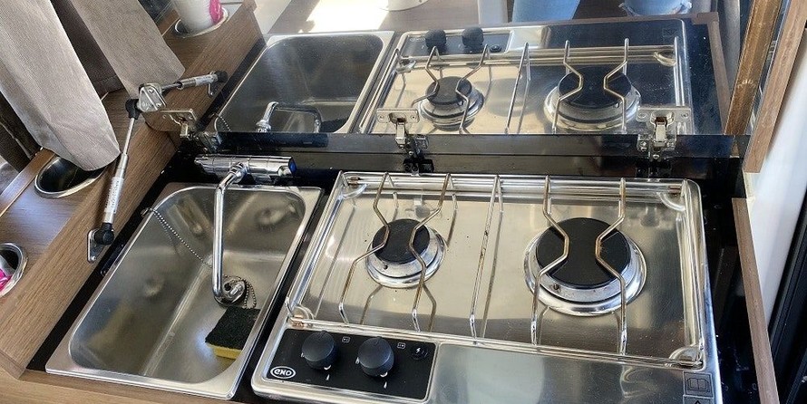 Jeanneau Merry Fisher 895