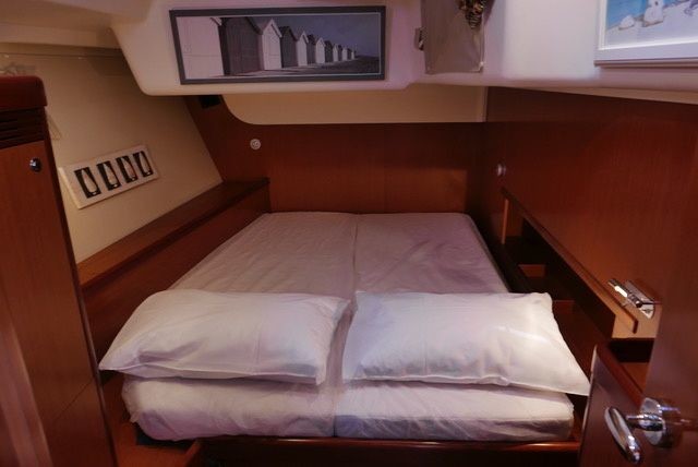 Beneteau Oceanis 54