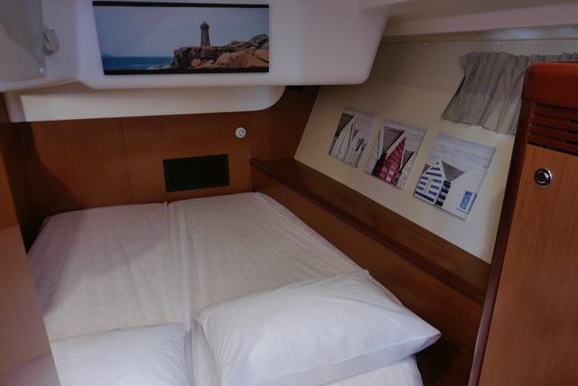 Beneteau Oceanis 54