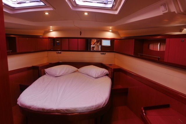 Beneteau Oceanis 54