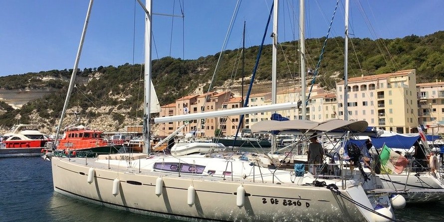 Beneteau Oceanis 54