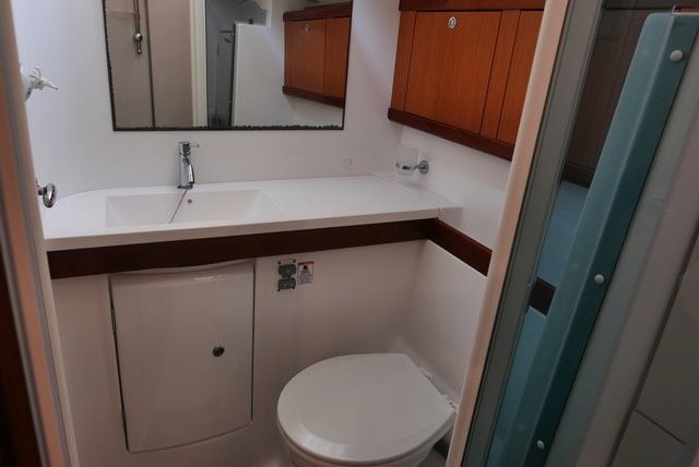 Beneteau Oceanis 54