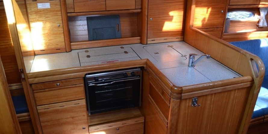 Bavaria 37 Cruiser