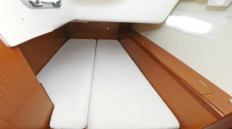 OCEANIS 40 (3 CAB)