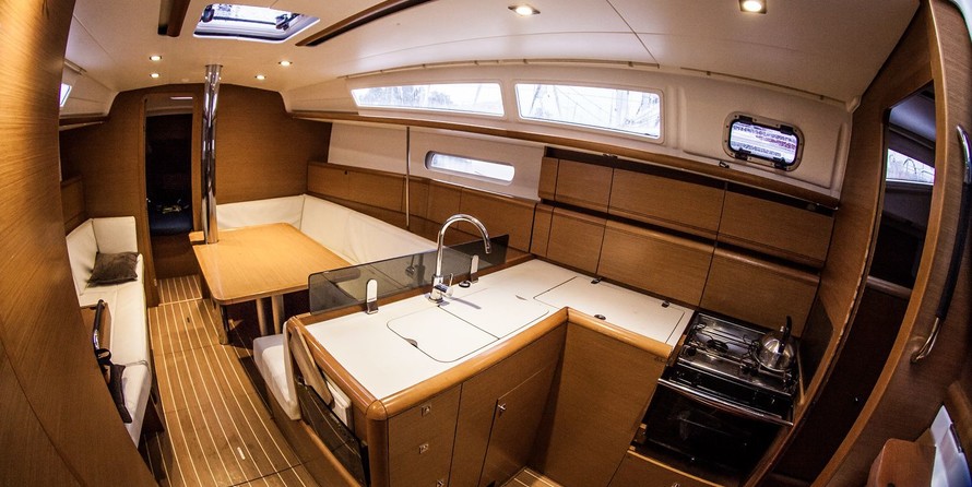 Jeanneau Sun Odyssey 379
