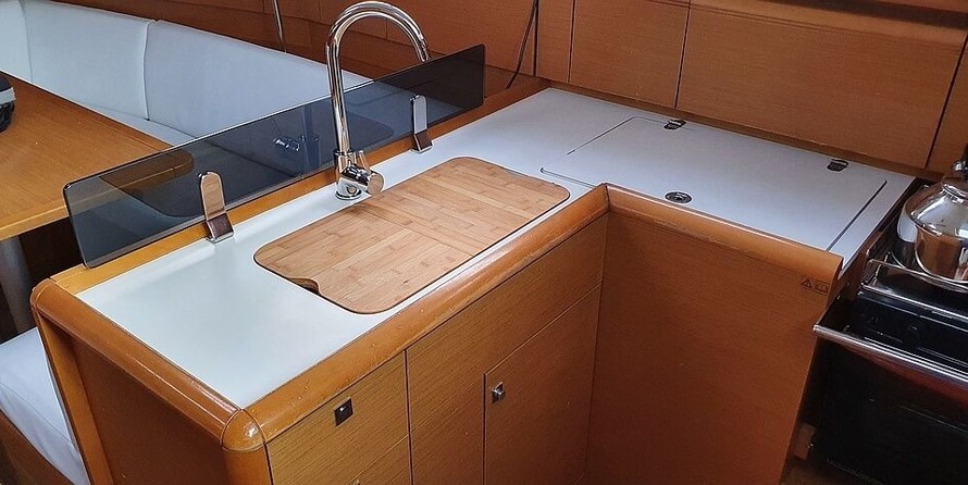 Jeanneau Sun Odyssey 379