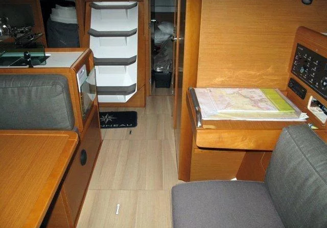 Jeanneau Sun Odyssey 389