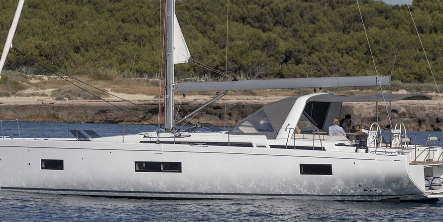 Oceanis Yacht 54