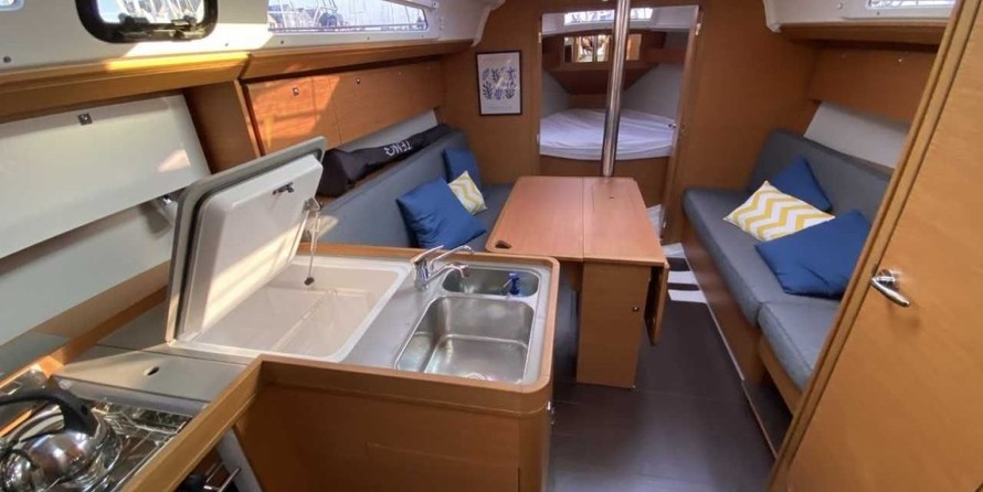 Dufour 360 Grand Large