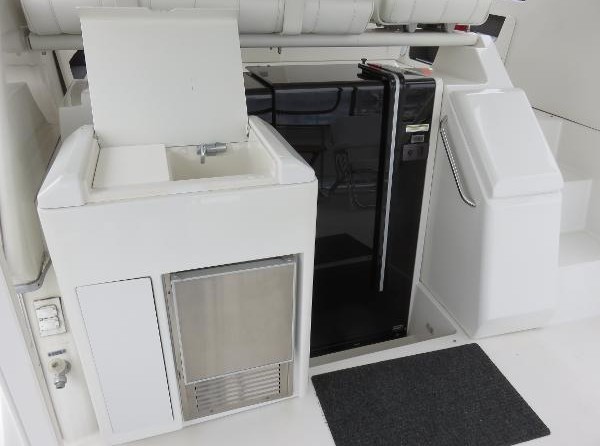 Carver 41 Cockpit Motor Yacht