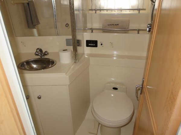 Carver 41 Cockpit Motor Yacht