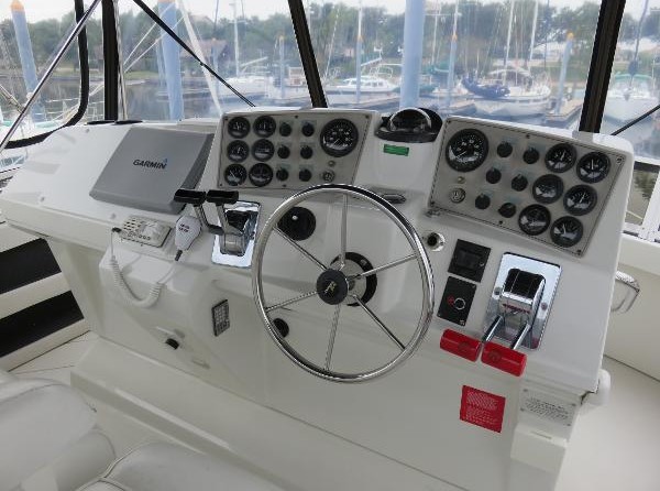 Carver 41 Cockpit Motor Yacht