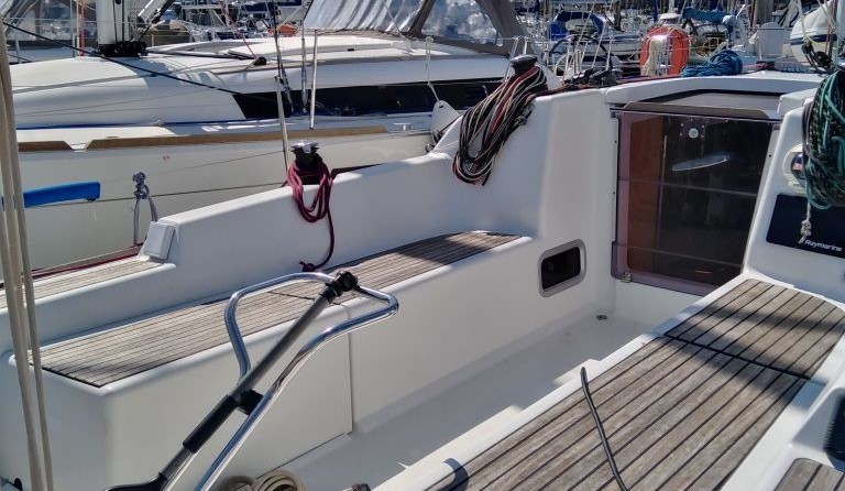 Beneteau First 30