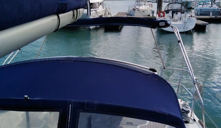 Beneteau Oceanis 37