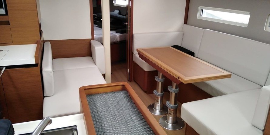 Jeanneau Sun Odyssey 410