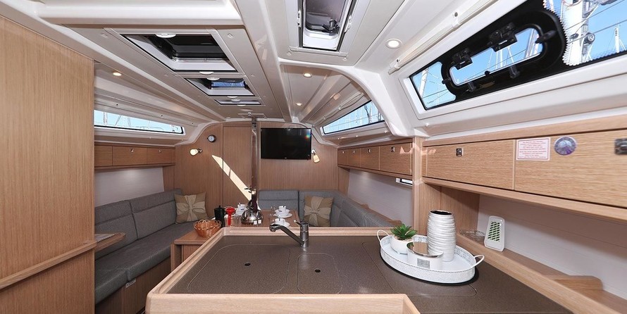 Bavaria 37 Cruiser