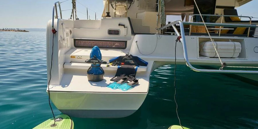 Lagoon 42