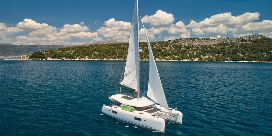 Lagoon 42