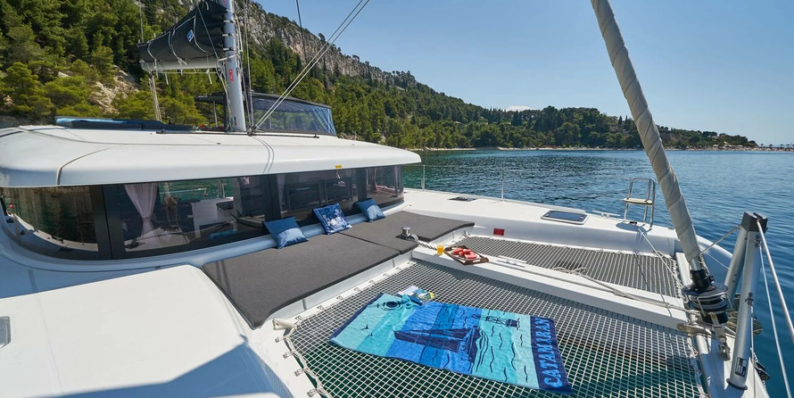 Lagoon 42