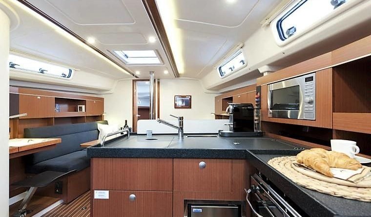 Hanse 385