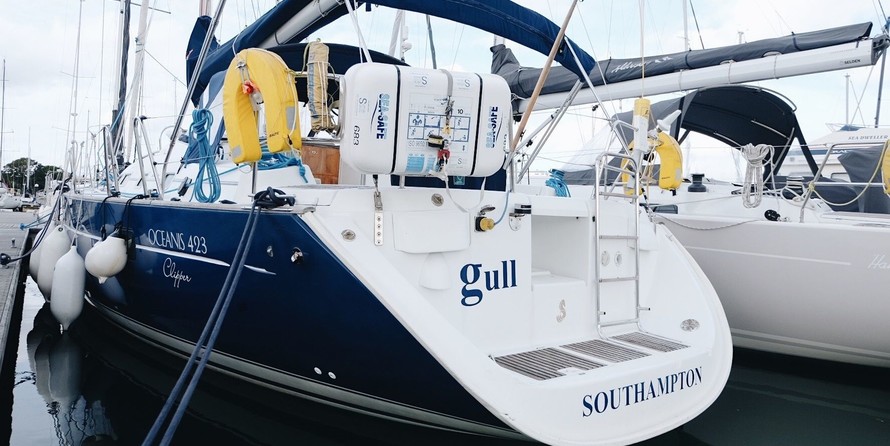 Beneteau Oceanis Clipper 423