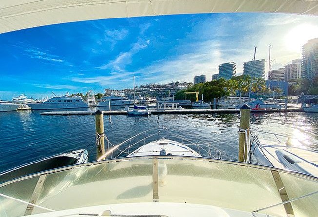 Azimut 50 Fly Galley Up