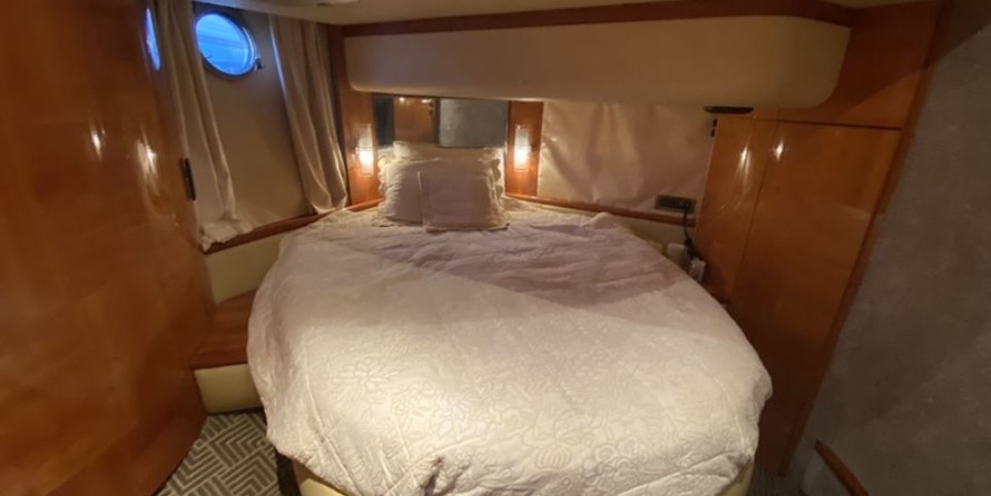 Azimut 50 Fly Galley Up