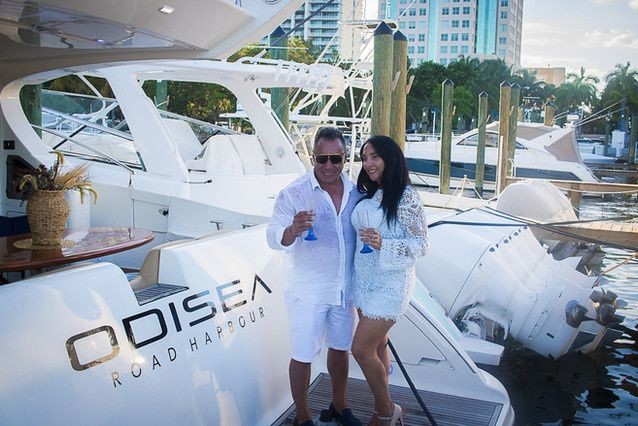 Azimut 50 Fly Galley Up