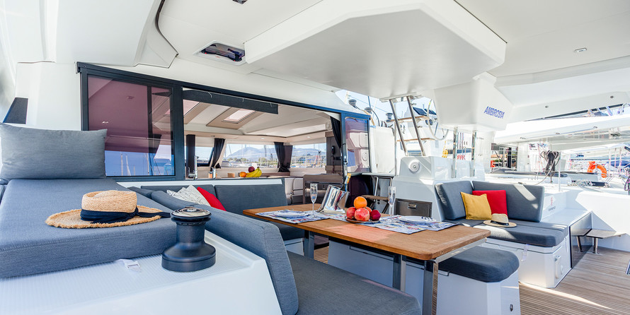 Fountaine Pajot Elba 45