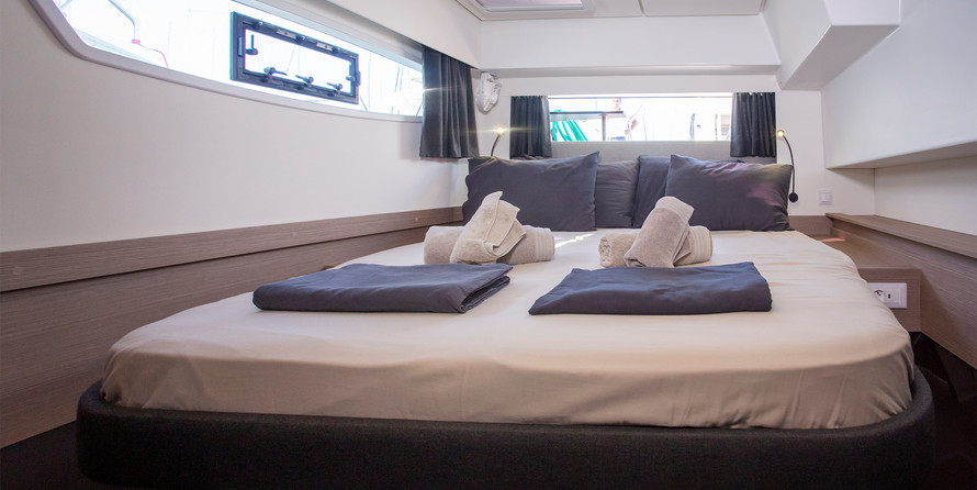 Fountaine Pajot Elba 45