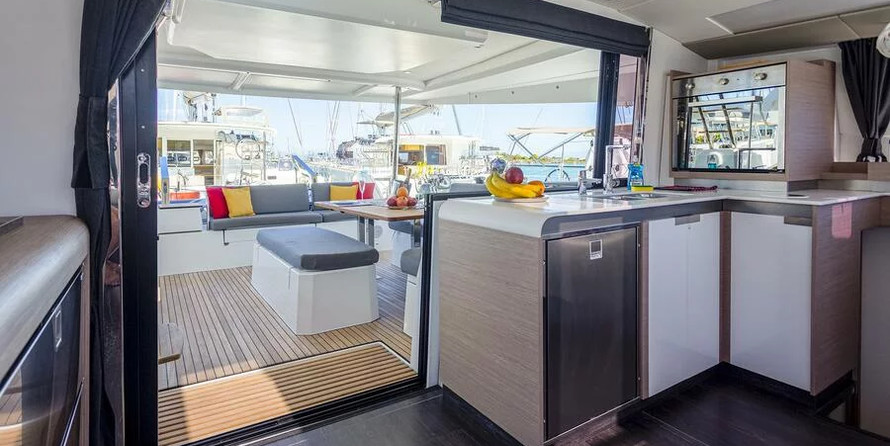 Fountaine Pajot Elba 45