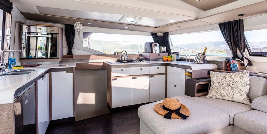 Fountaine Pajot Elba 45