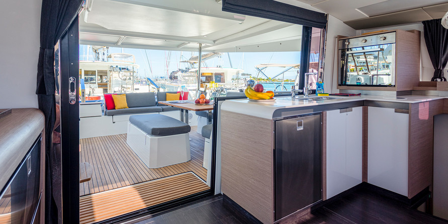 Fountaine Pajot Elba 45