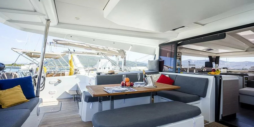 Fountaine Pajot Elba 45