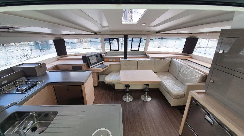Fountaine Pajot Astréa 42