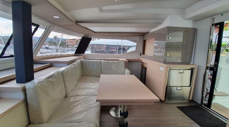 Fountaine Pajot Astréa 42