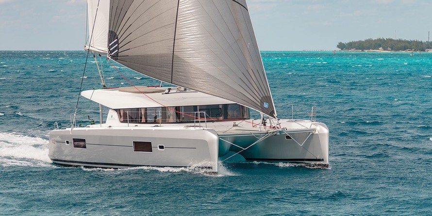 Lagoon 42