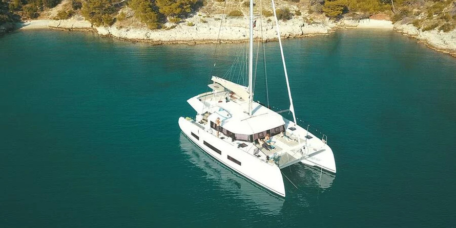 Dufour 48 Catamaran