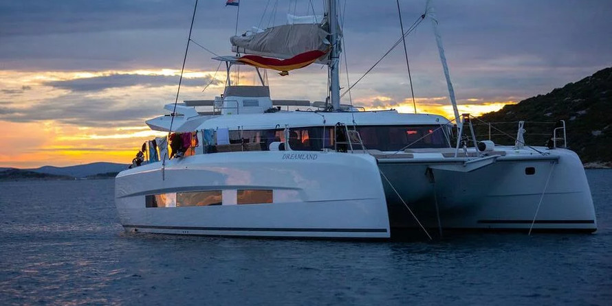 Dufour 48 Catamaran