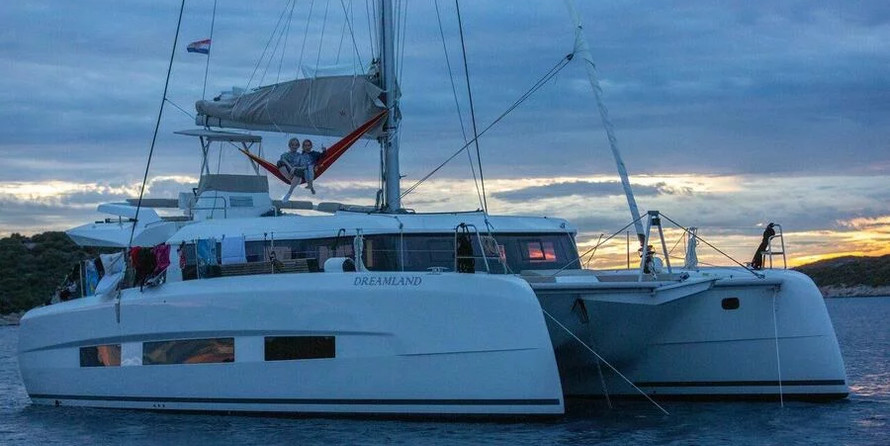 Dufour 48 Catamaran